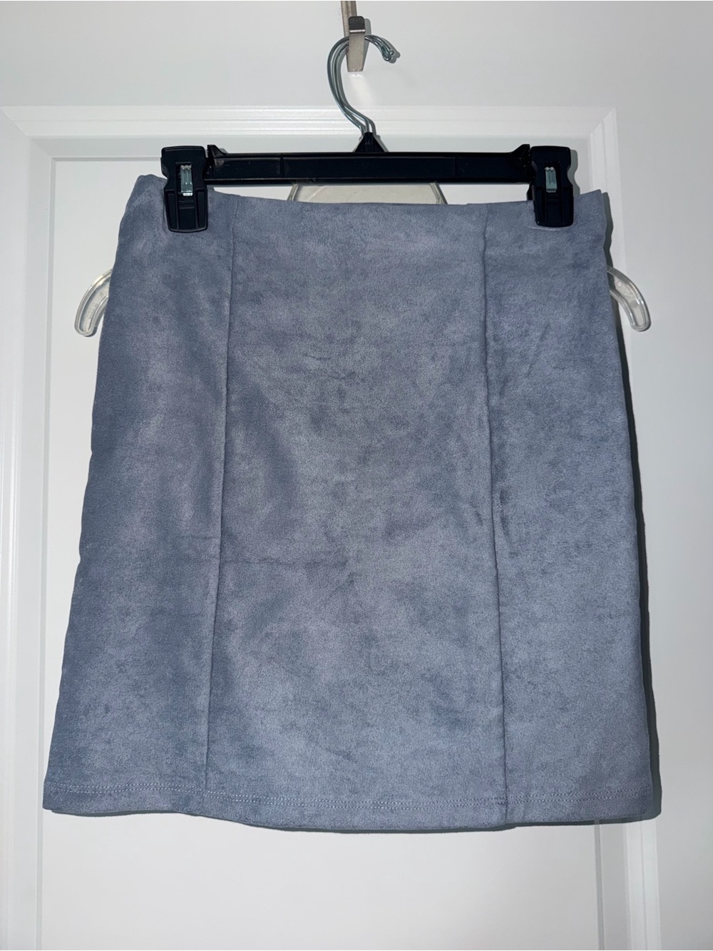 iris Blue Scallop Suede Skirt Set - Picture 4 of 5